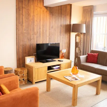 Charming In Neuastenberg With Garden Apartment *