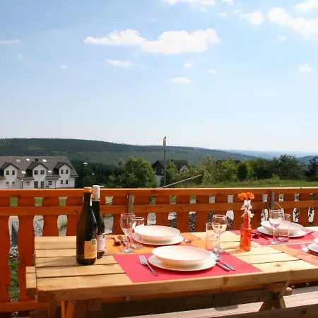 Apartment Charming In Neuastenberg With Garden