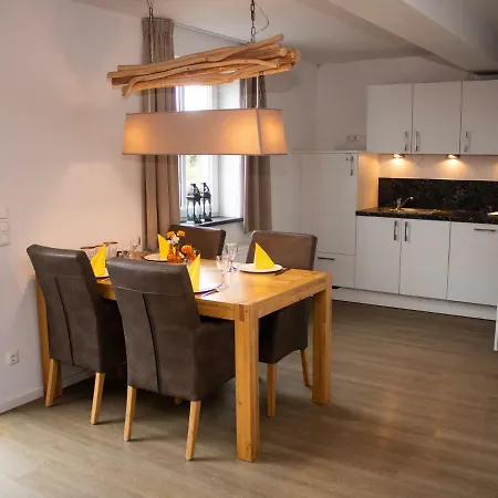 Charming In Neuastenberg With Garden Apartment *