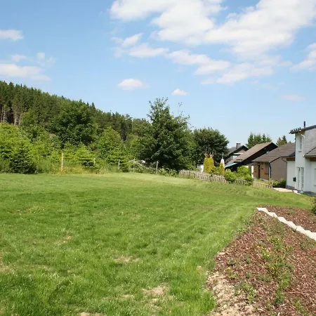 Charming In Neuastenberg With Garden