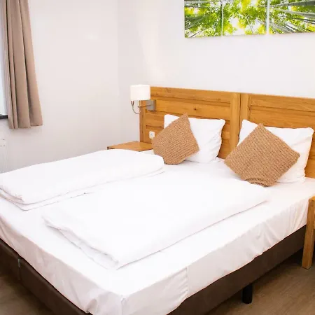 Apartment Charming In Neuastenberg With Garden Winterberg