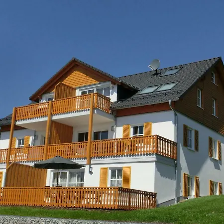 Charming In Neuastenberg With Garden Winterberg